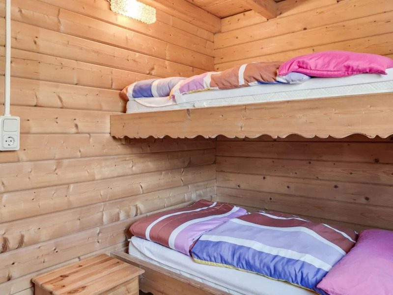 Charming Holiday Home With Private Garden