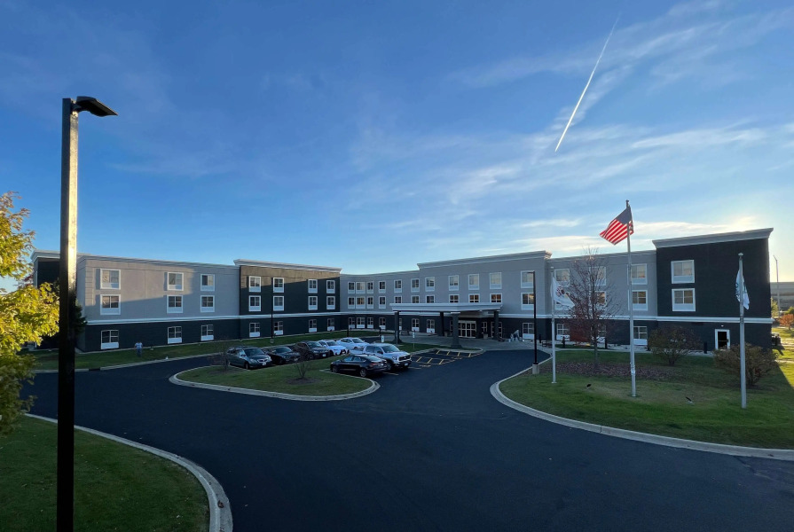 La Quinta Inn & Suites by Wyndham Oshawa