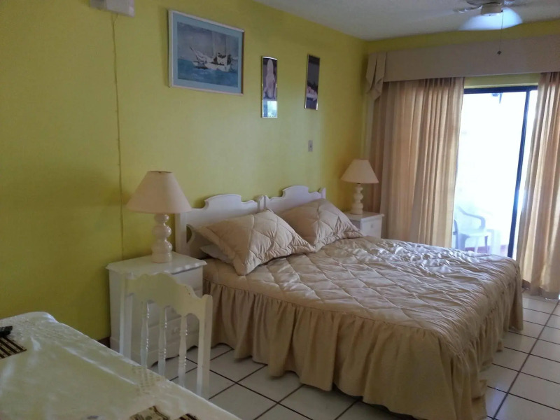 Chrisanns Beach Resort