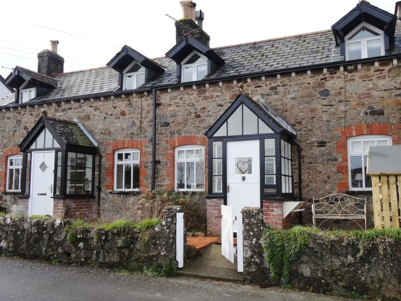 Lazy Bear Cottage