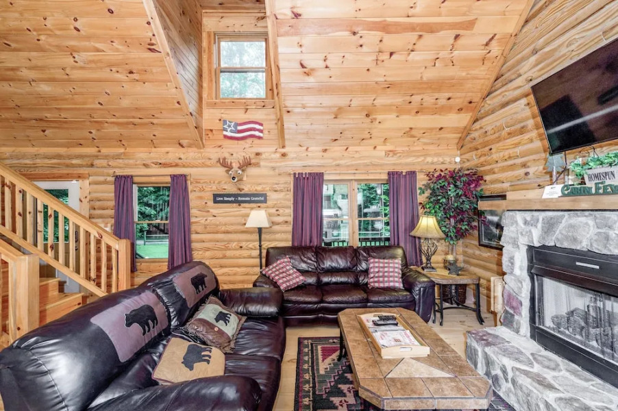 347 Redbird Drive Home 3 Bedrooms 2 Bathrooms Home