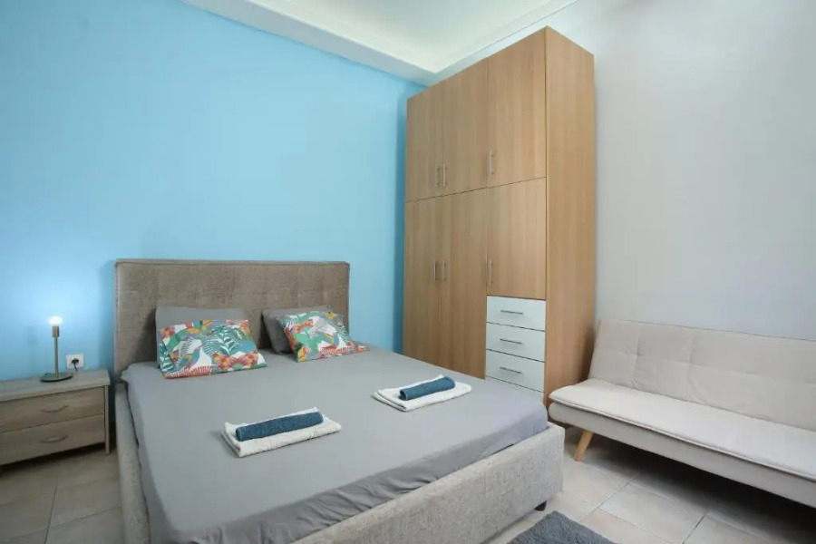 Nikea apartment near Piraeus port and metro st