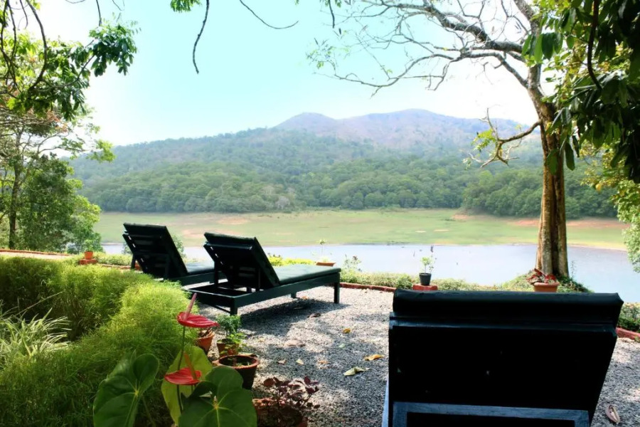 KTDC Lake Palace Thekkady