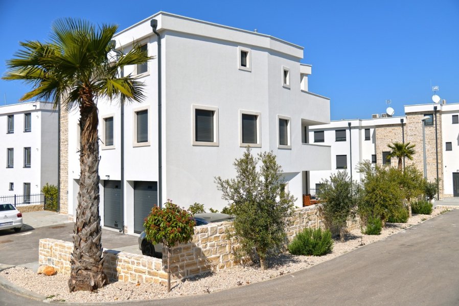 Apartment Nata - free parking A1 Murter, Island Murter