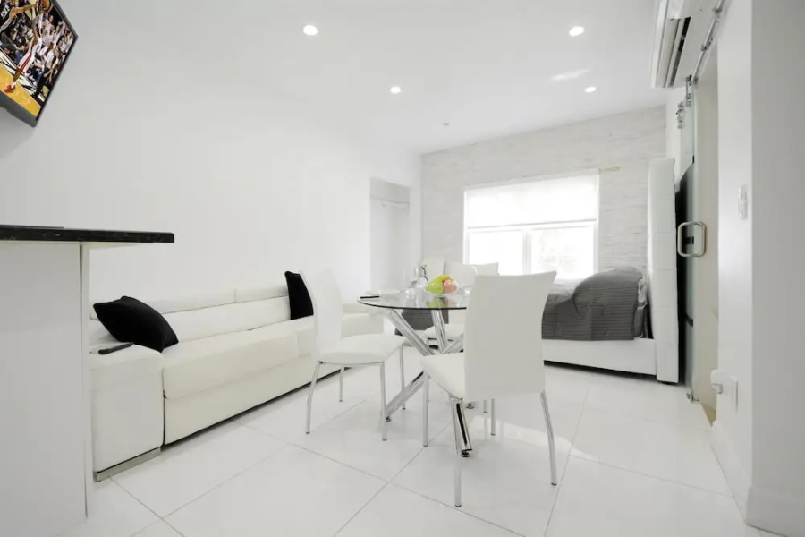 Lincoln Road Apartments