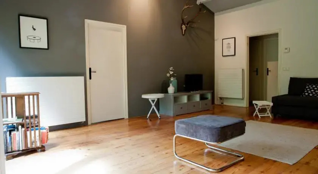 Lovely chalet in the woods