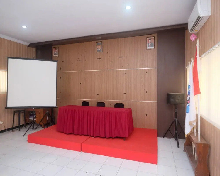 Urbanview Hotel LTefa Pemalang