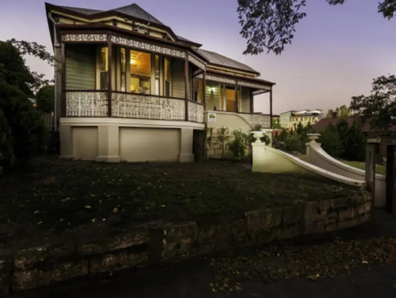 Cobb & Co House [Bha]