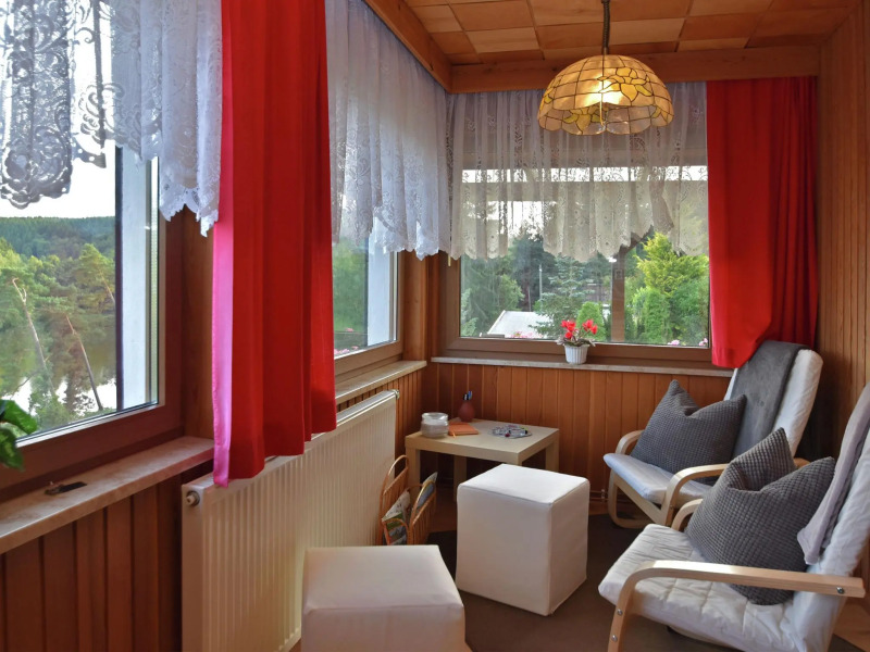 Cozy Holiday Home in Güntersberge with Lake View