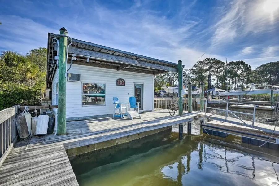 Waterfront Tarpon Springs Vacation Rental!