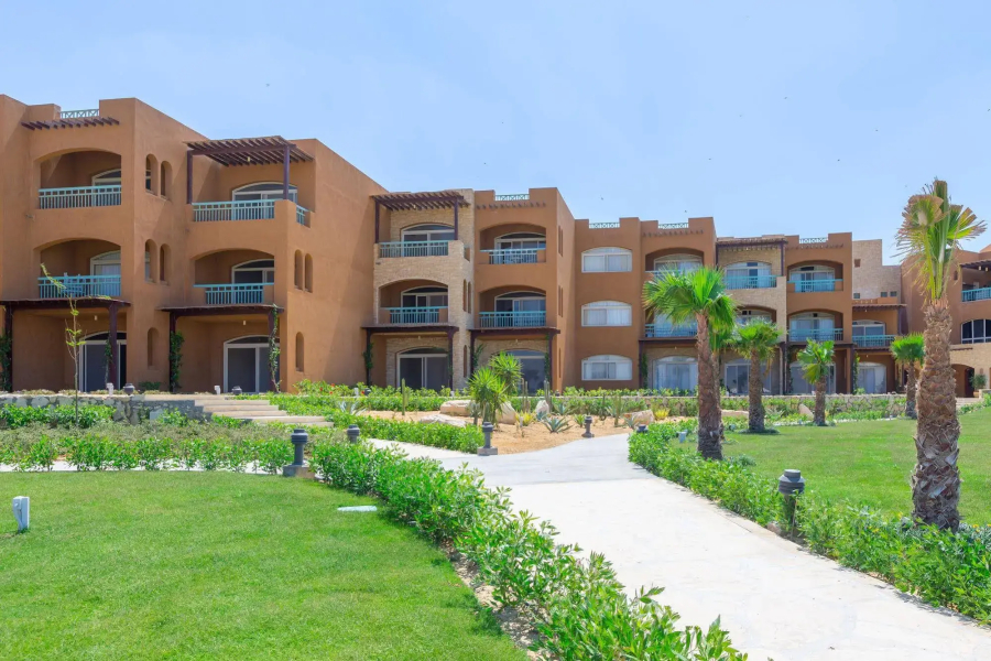 Byoum Lakeside Hotel