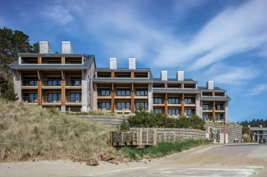 Headlands Coastal Lodge & Spa