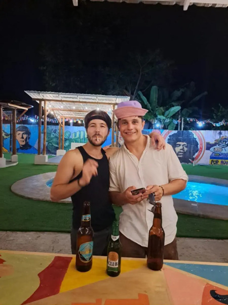 Pop House Montañita