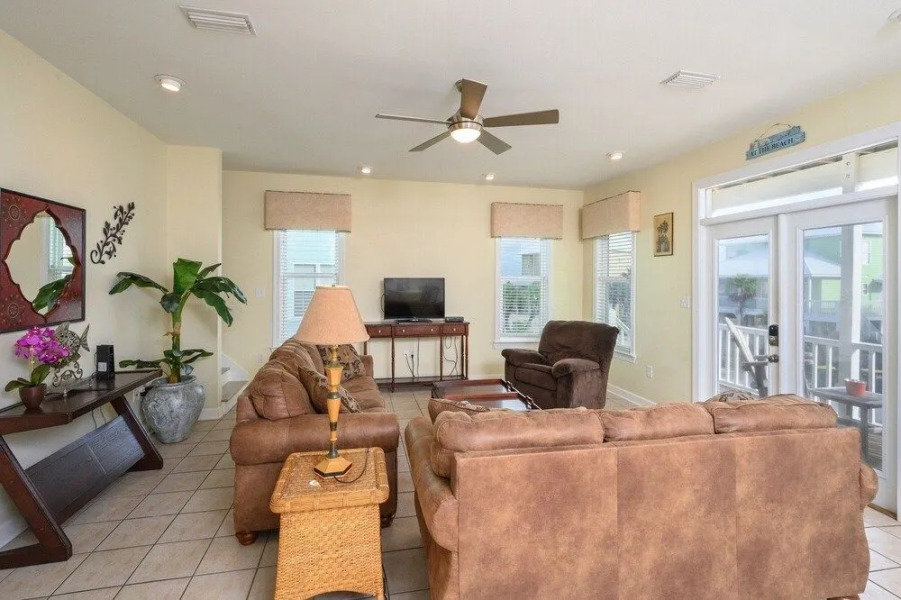 Break Away by RedAwning