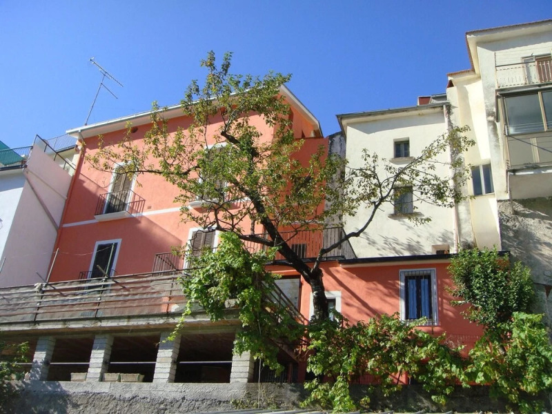 Apartment With 2 Bedrooms in Vallerotonda, With Wonderful Mountain Vie