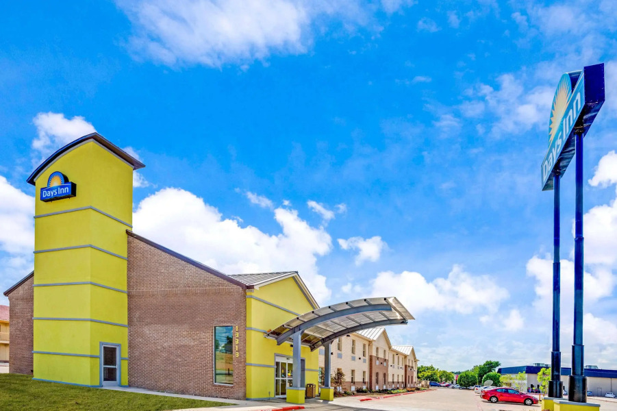 Arya Inn & Suites Farmers Branch