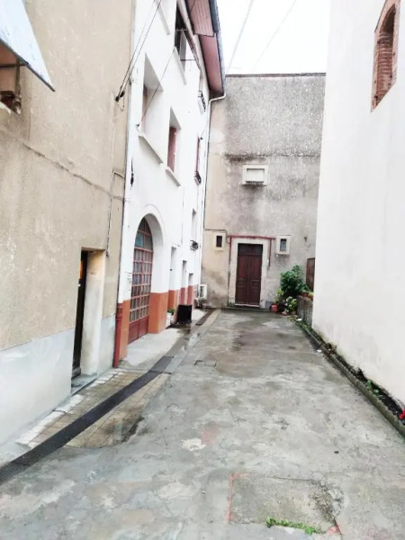 SUPERBE Studio avec coin nuit TOUT EQUIPE !