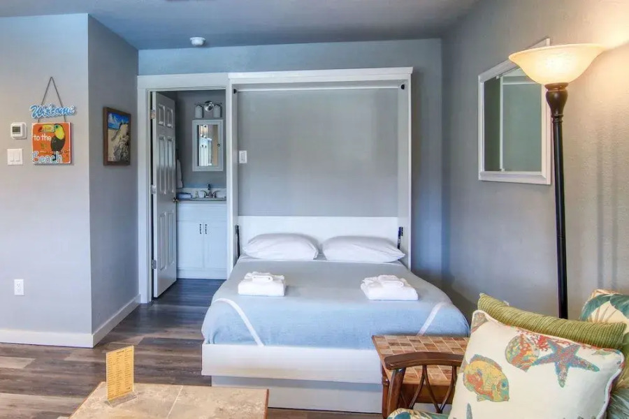 Courtyard #202 1 Bedroom 1 Bathroom Condo