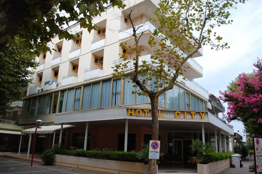 Hotel City