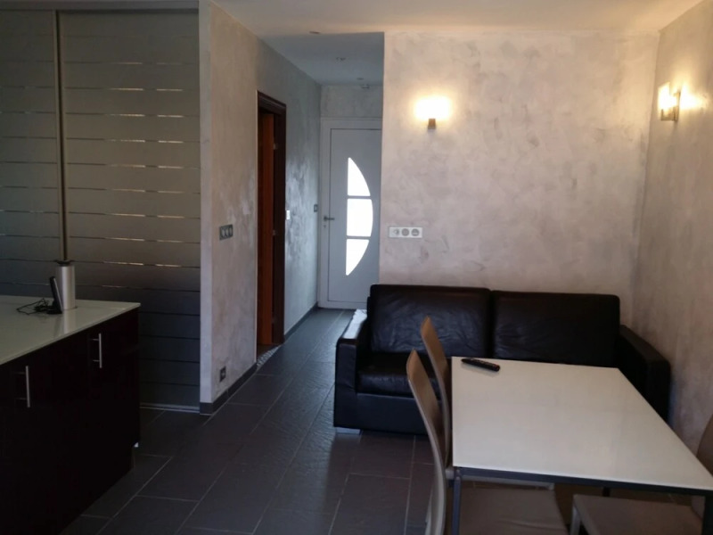 Appartement dans residence avec terrasse