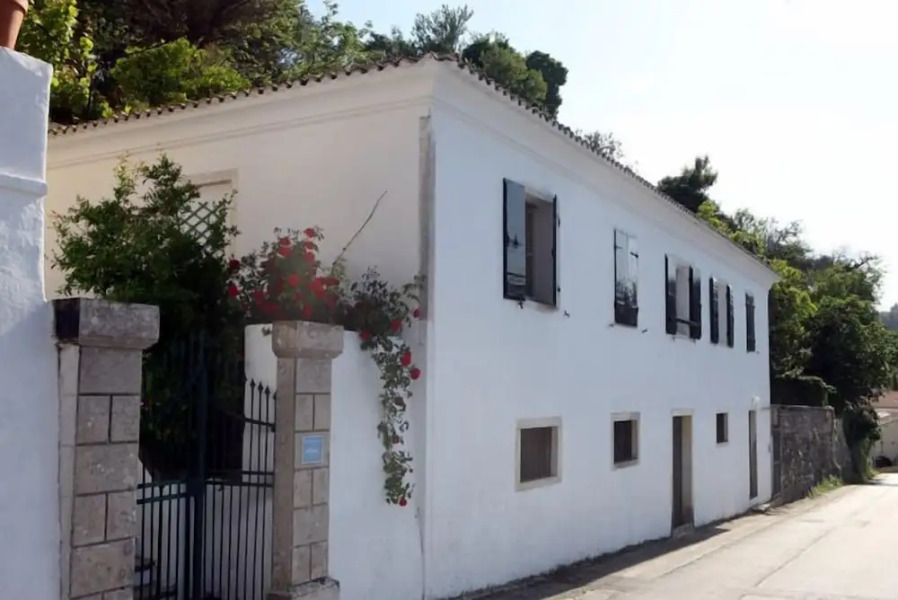 Stemar Luxury Villas