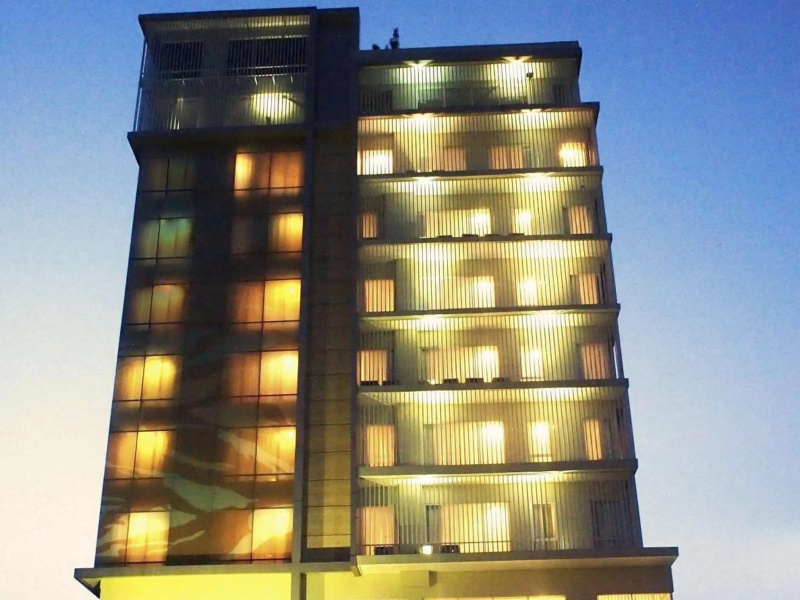 Arch Hotel