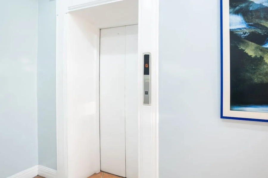 Manila Airport Hotel by Urban Connect