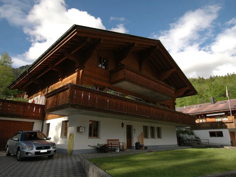 Comfortable Apartment at the Ground Floor, Terrace With View at the Wetterhorn