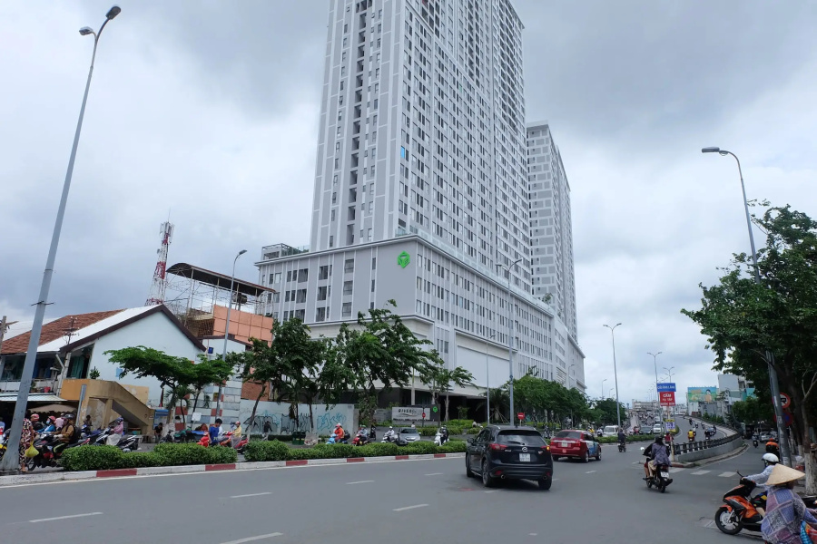Spacious Saigon