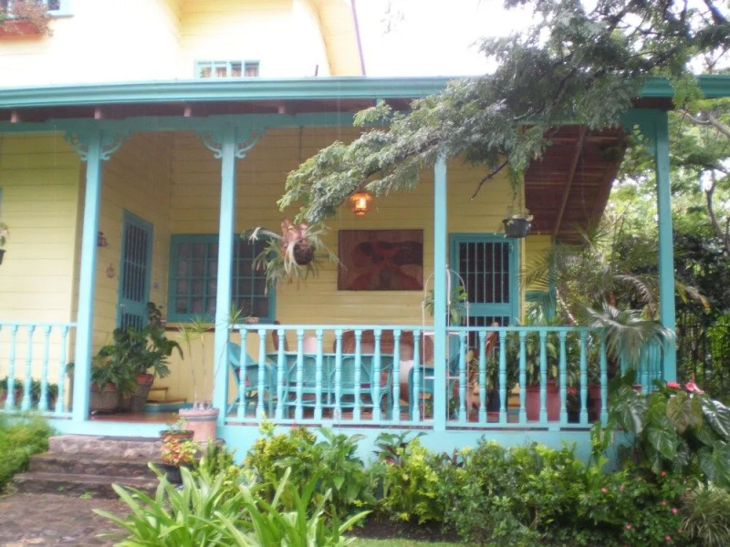 Casa De Las Tias