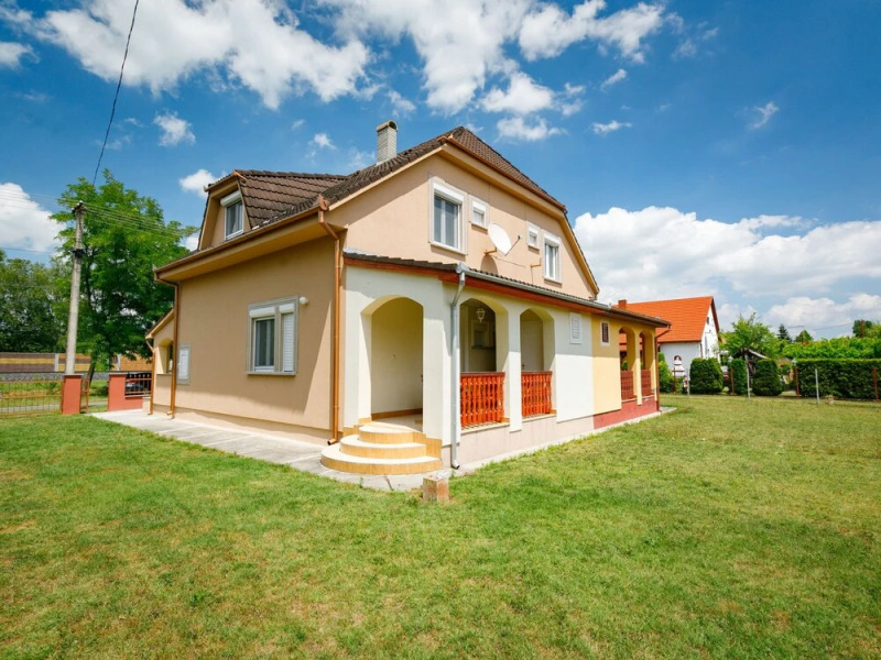 Daisy 2 Balatonm Riaf rd