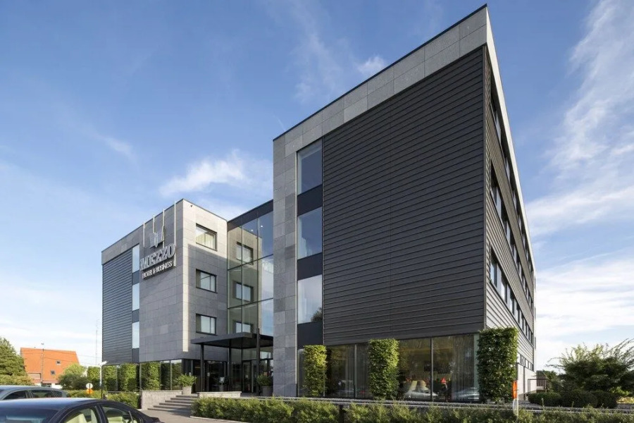 Mezzo Hotel & Business