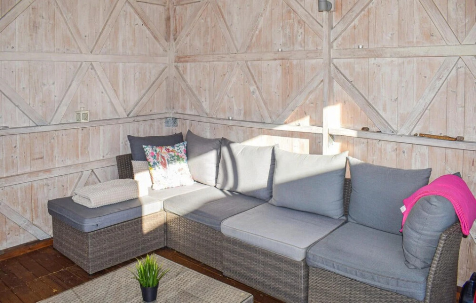 Stunning Home in Huskvarna With 1 Bedrooms