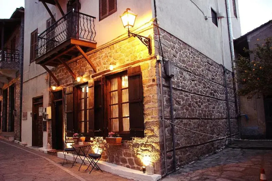 Aristotelis Traditional Guest House