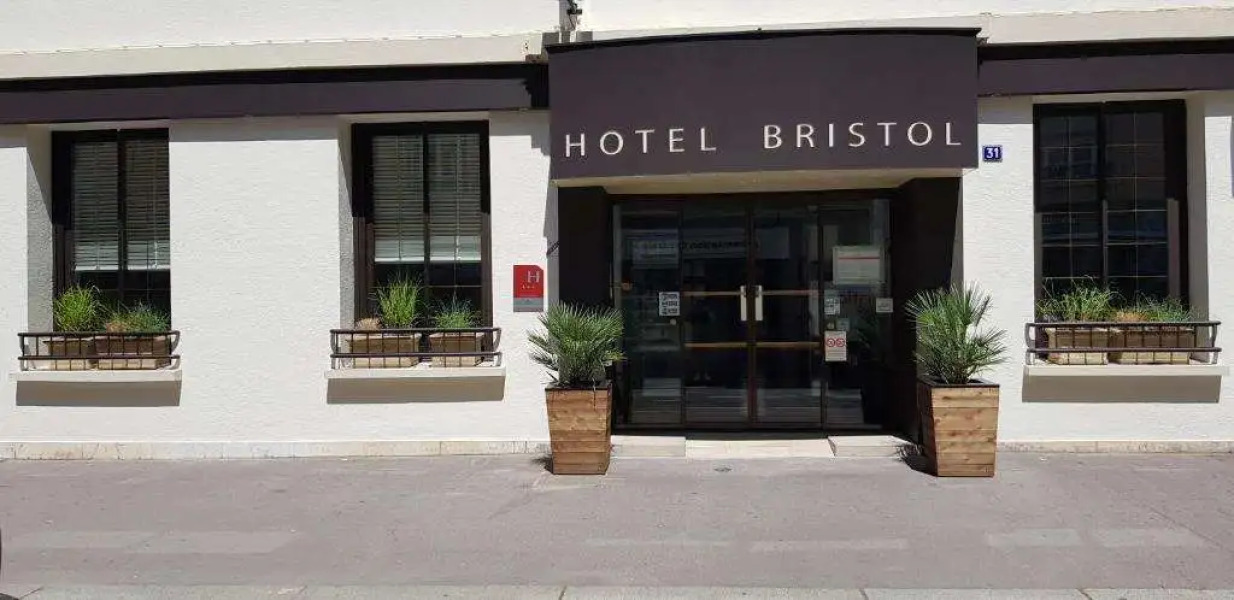 Hotel Bristol
