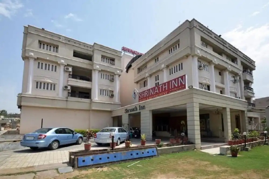 Hotel Shrinath Inn