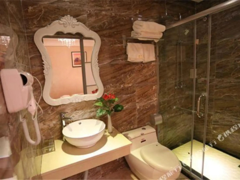 Qiangui Theme Hotel
