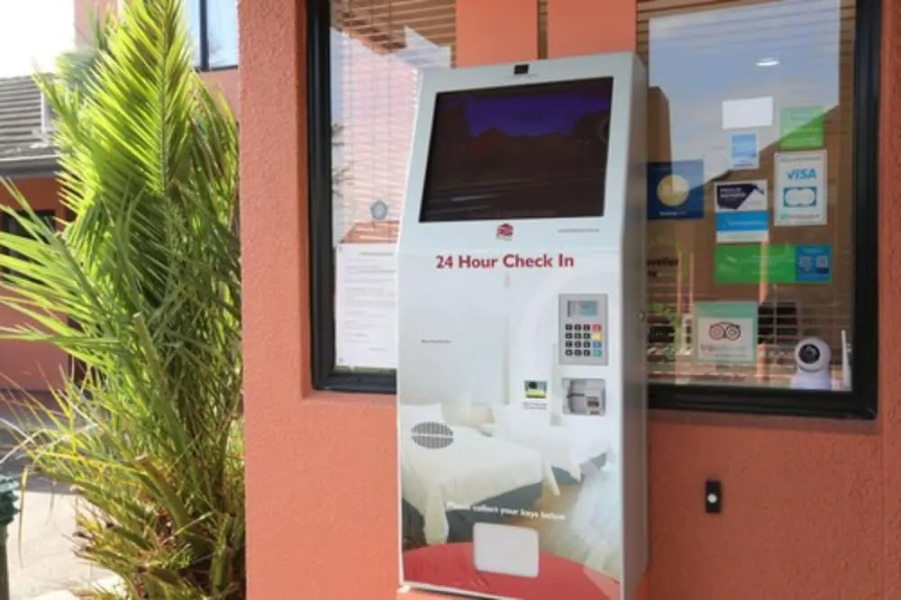 Pavilion Motel & Conference Centre