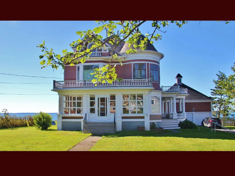 Chateau Sainte-Marie