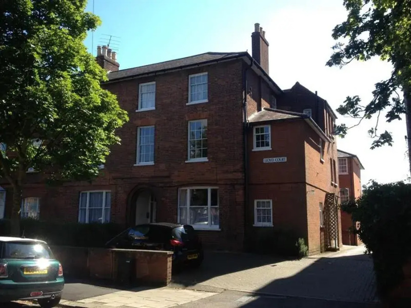 Lloyd Court by City Stay Apartments