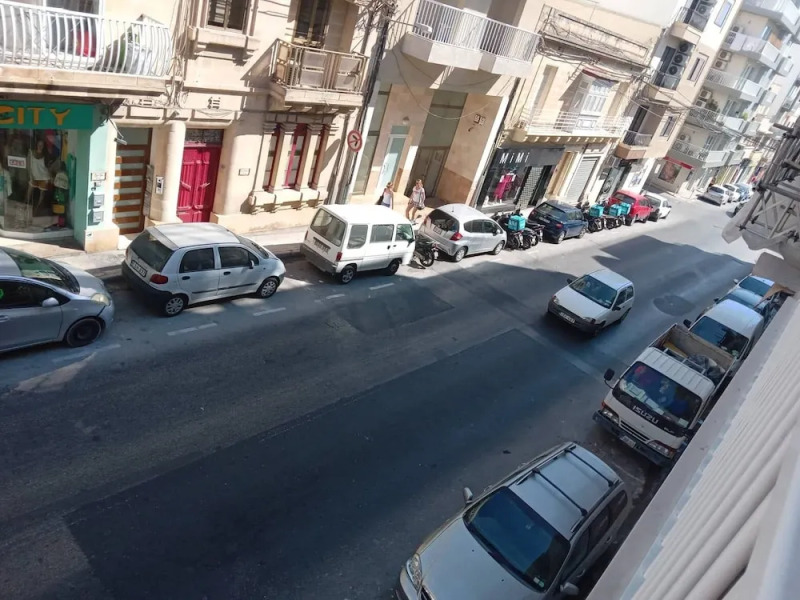 Charming 2-bed Apartment in san Gwann