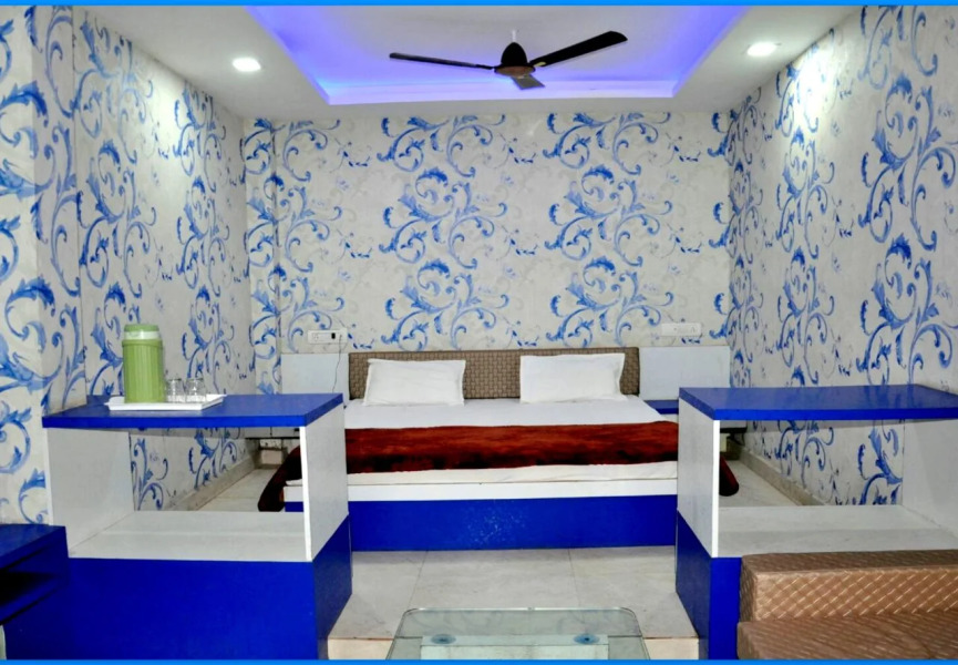 OYO 13191 Hotel Atlas Palace