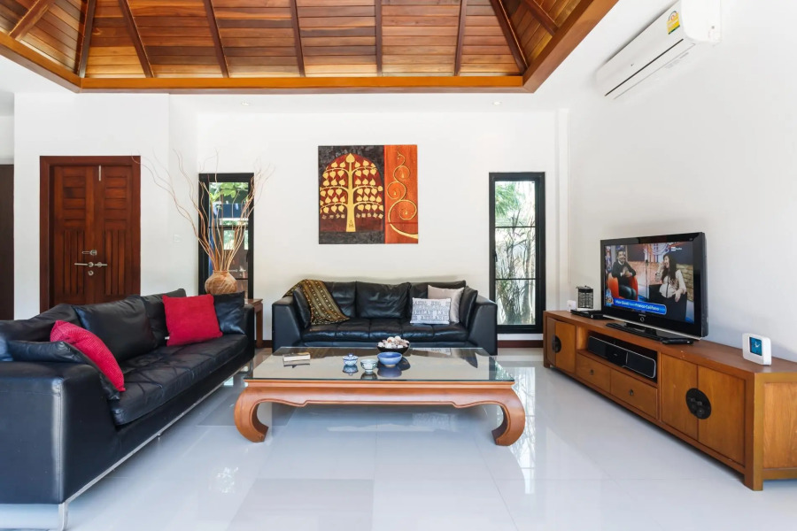 Frangipani Villa in Nai Harn (5 bedroom)