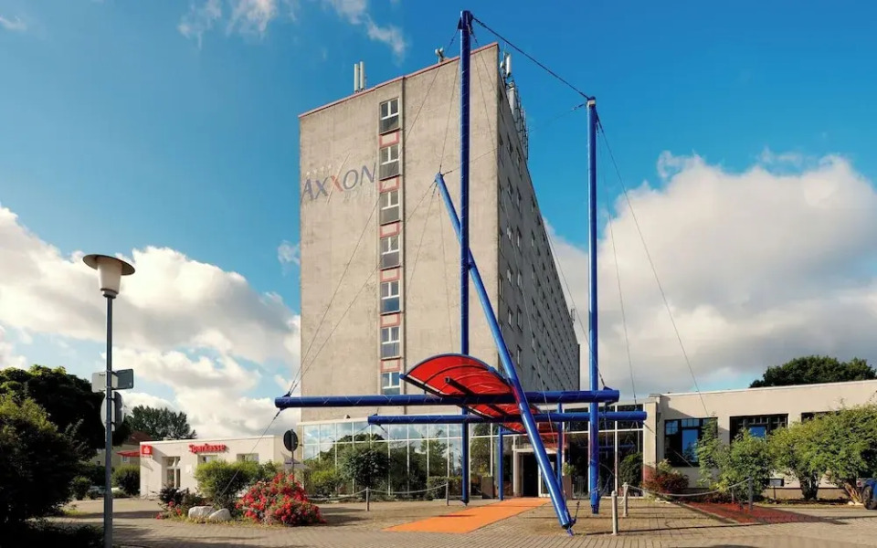 TRIP INN Axxon Hotel