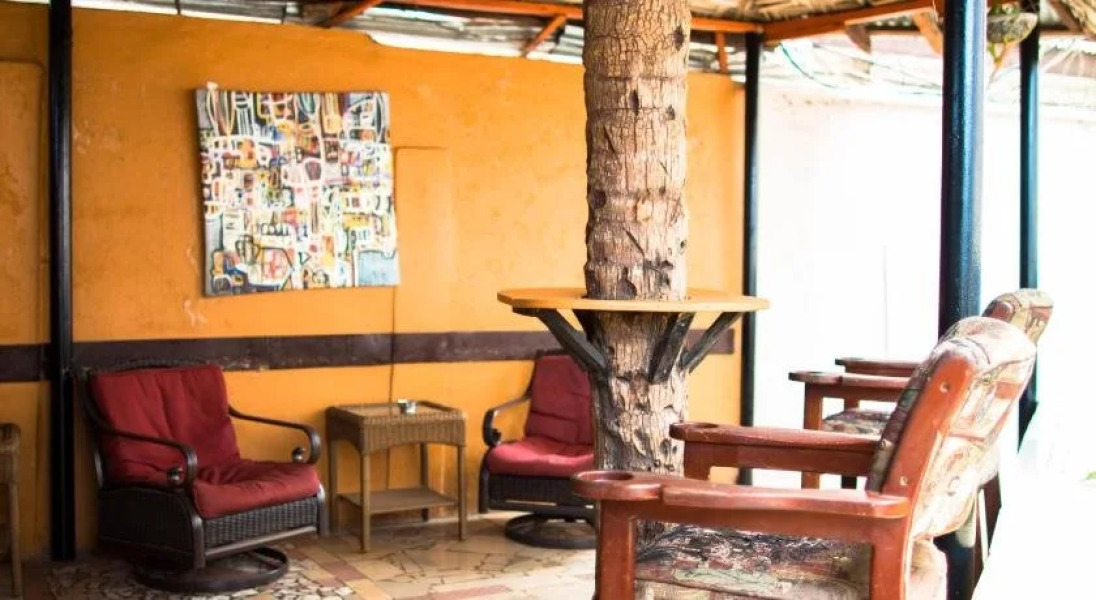 Jam Lodge Hotel & Suites