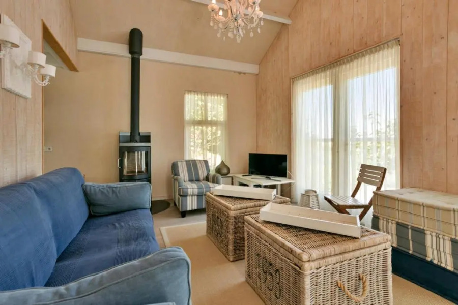 Holiday home Loevesteijn - Ouddorp, garden with terrace, 1000 meters from the beach and dunes - not for companies