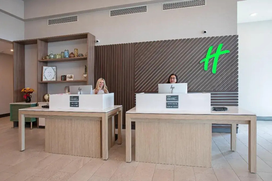 Holiday Inn Glendale - Stadium & Ent Dist by IHG