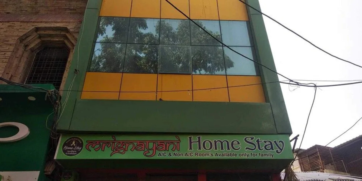 Hotel Mrignayani Pachmarhi