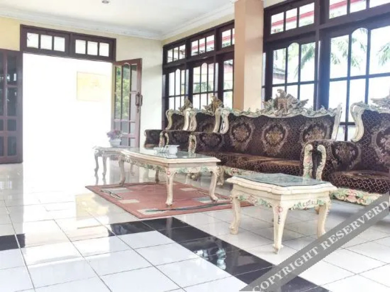 Tirta Kencana Hotel & Cottage