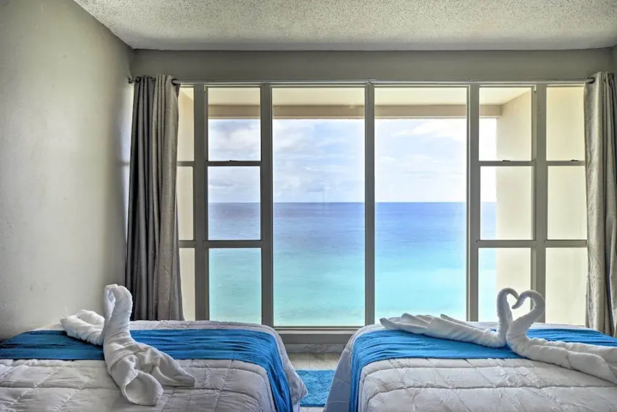 Rincon Penthouse: Steps to Private Beach Oasis!